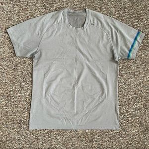Lululemon Metal Vent Tech Short Sleeve